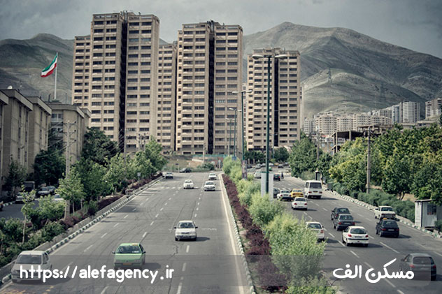 با سکونت در محله سعادت آباد ضمن رهایی از ازدحام و ترافیک تهران هوایی پاک و محیطی مملو از بوستان های مفرح ،کتابخانه ، سینما در اختیار خواهید داشت .
